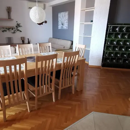 Gilletino Apartment